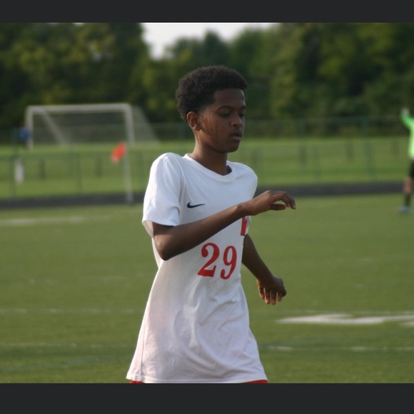 Meet your Posher, Hussein - Picture 1 of 1